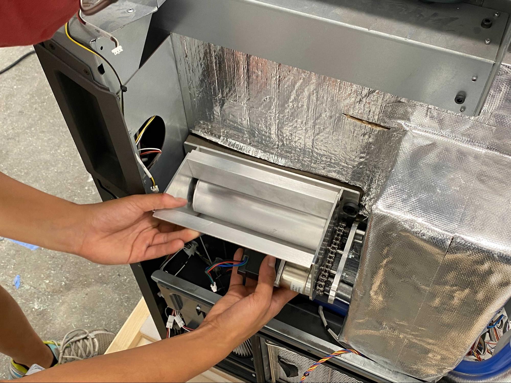 Replacing the Fuse 1+ 30W doser assembly